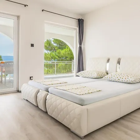 Seaside Ivana * Marusici (Split-Dalmatia)
