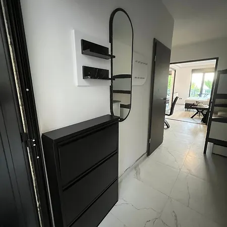 Seaside Ivana Apartment *